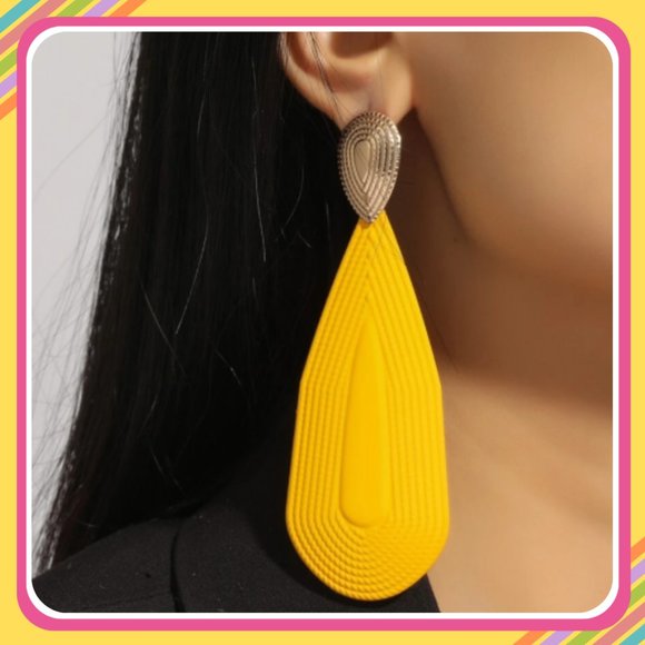 Bold Yellow Earrings - Picture 1 of 1